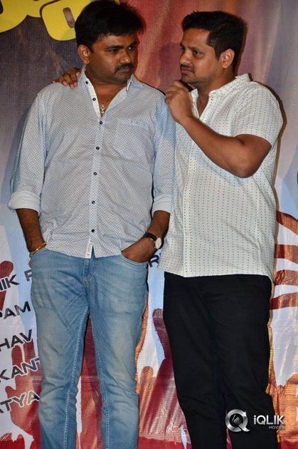 Next-Nuvve-Movie-Pressmeet